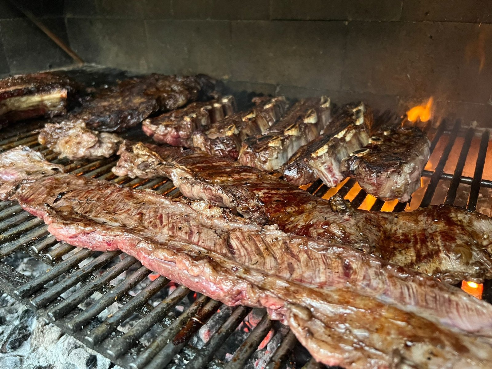 La Cocina de Lucho LLC