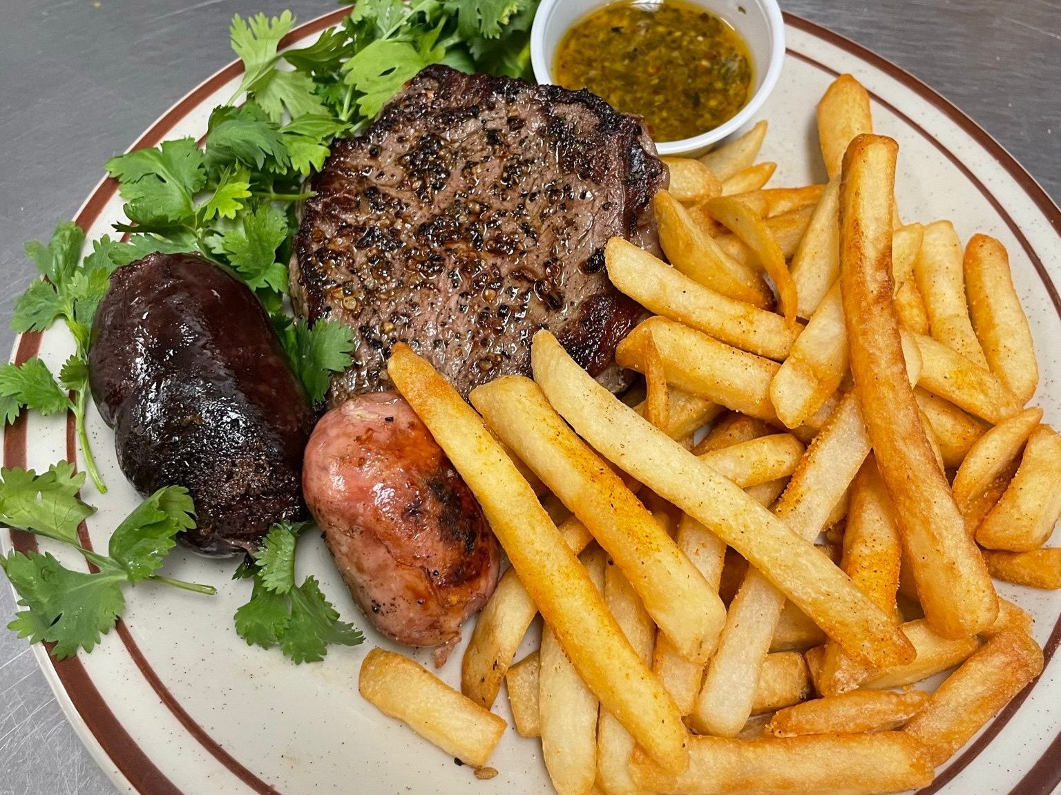 La Cocina de Lucho LLC