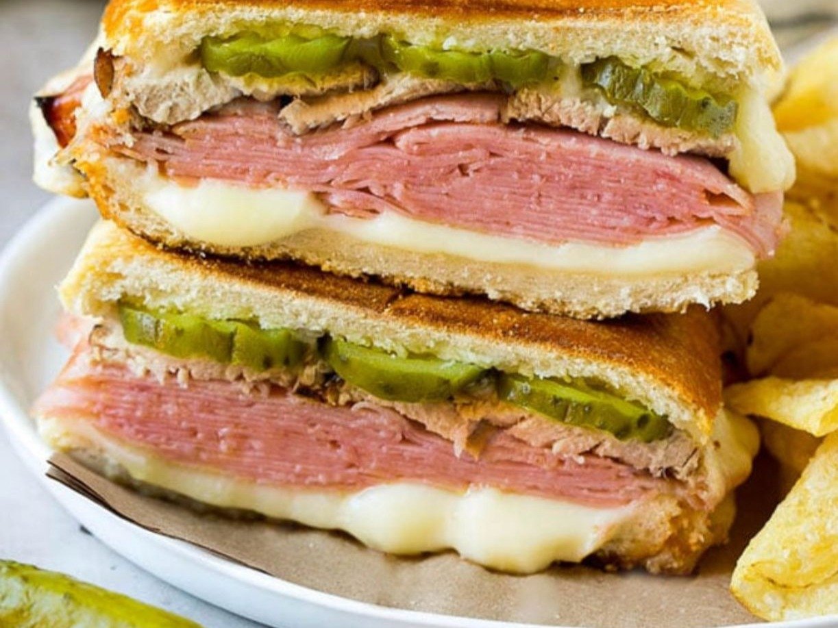 La Cocina de Lucho LLC